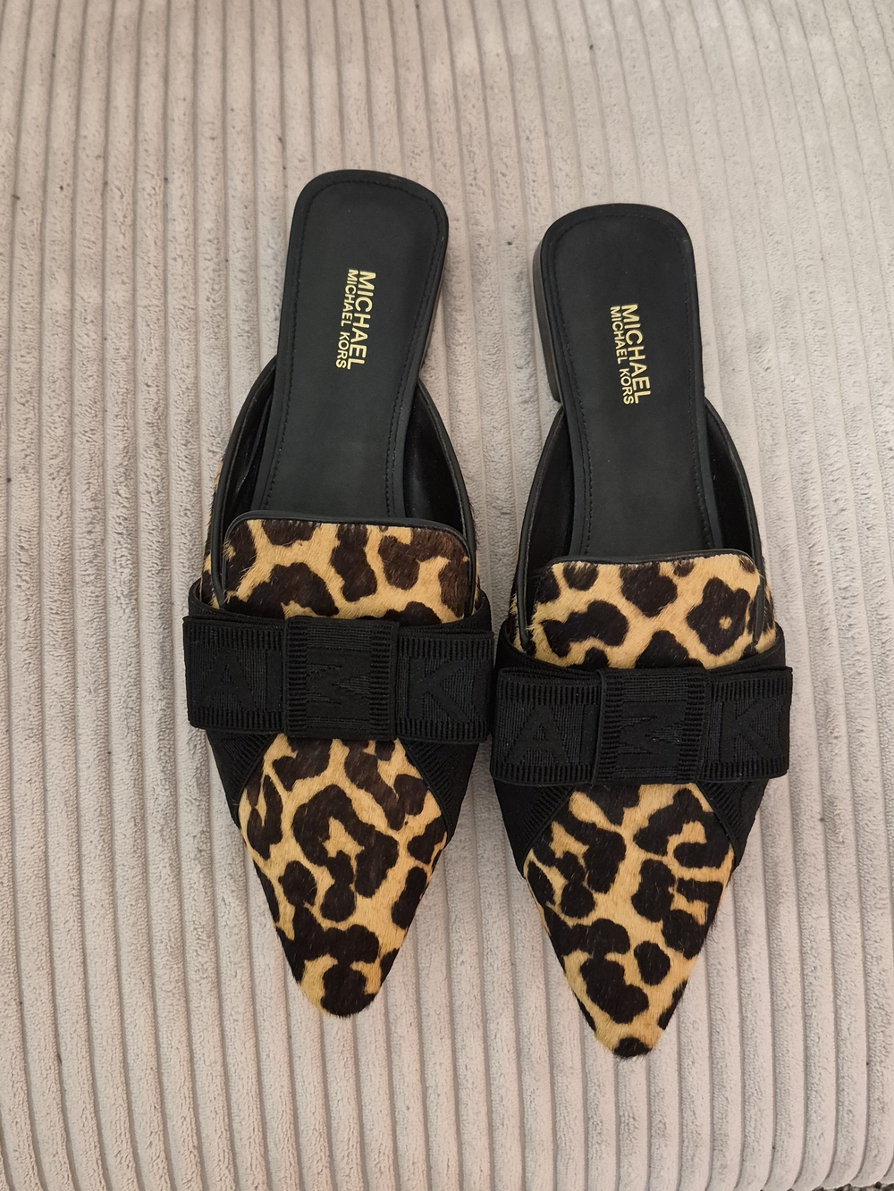 Michael Kors Genuine Leather And Cal Fur Mules